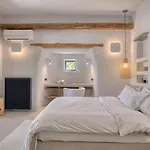 Einzigartige In Paros Mit Jacuzzi Und Strandzugang Villa