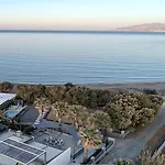 Einzigartige In Paros Mit Jacuzzi Und Strandzugang Villa Mólosz Páru