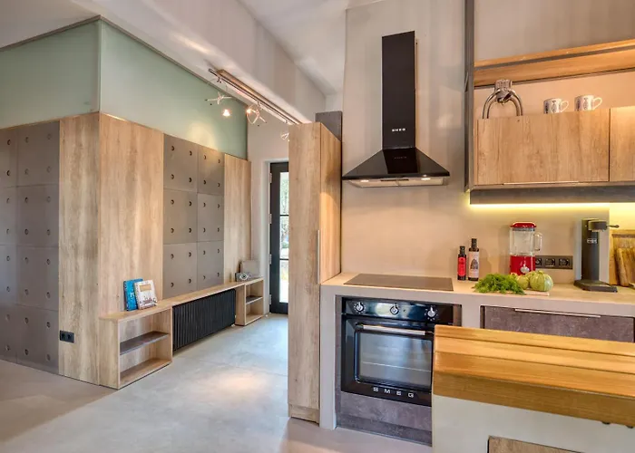 Villa Einzigartige In Paros Mit Jacuzzi Und Strandzugang Mólosz Páru