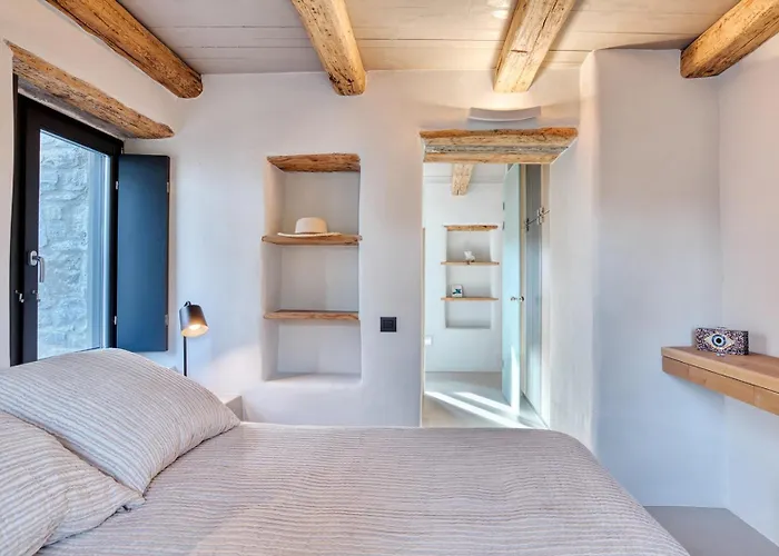 Einzigartige In Paros Mit Jacuzzi Und Strandzugang Villa *