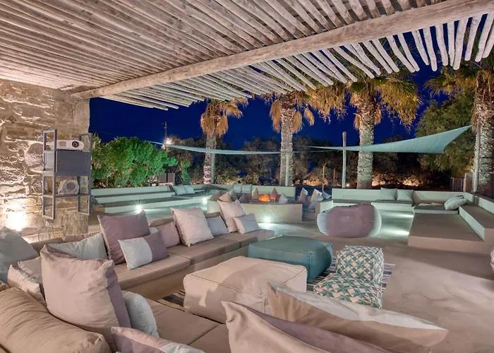 Einzigartige In Paros Mit Jacuzzi Und Strandzugang Villa